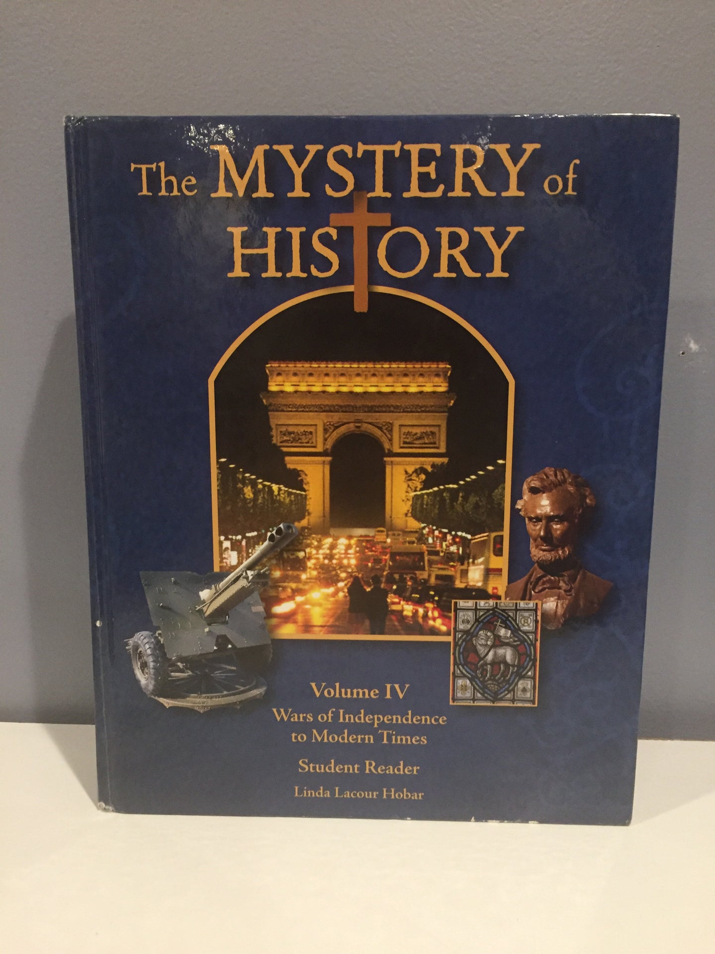 The Mystery of History Volume 4 with Companion Guide CD (Used-Like New)