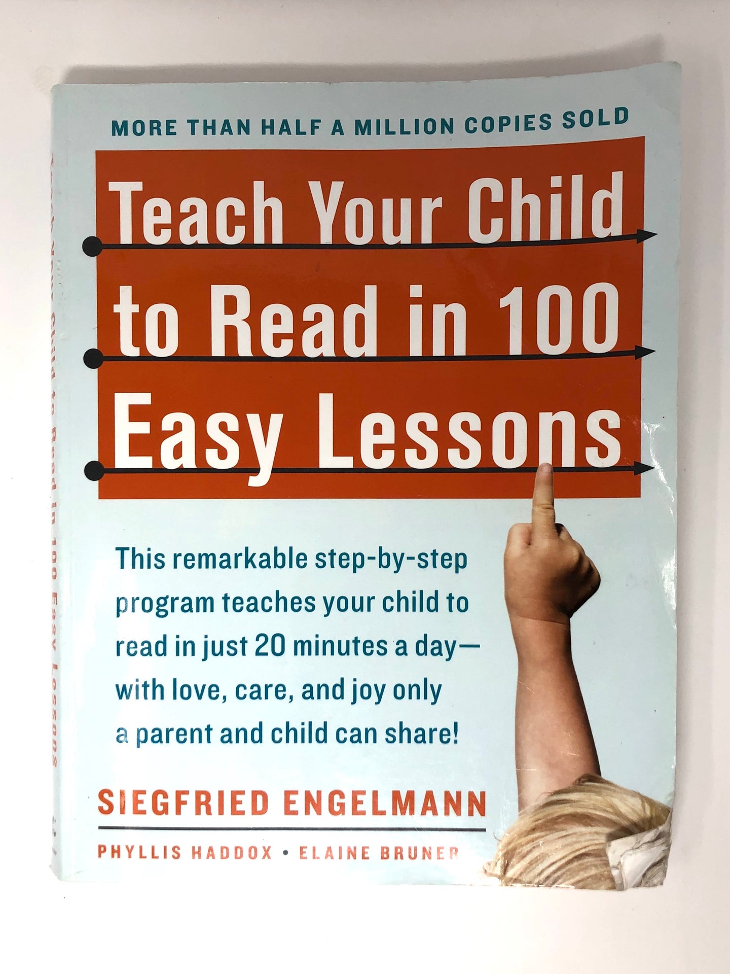 Teach Your Child to Read in 100 Easy Lessons (Used-Like New)