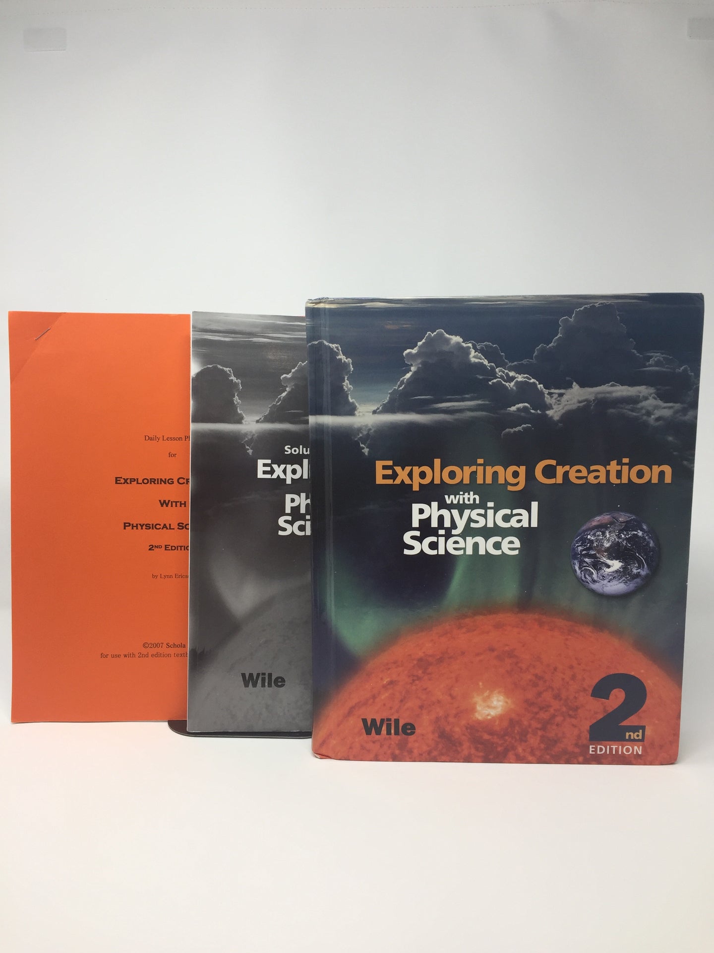 Exploring Creation with Physical Science Basic Set (2nd Edition) Apologia (Used-Good)) - Little Green Schoolhouse Books